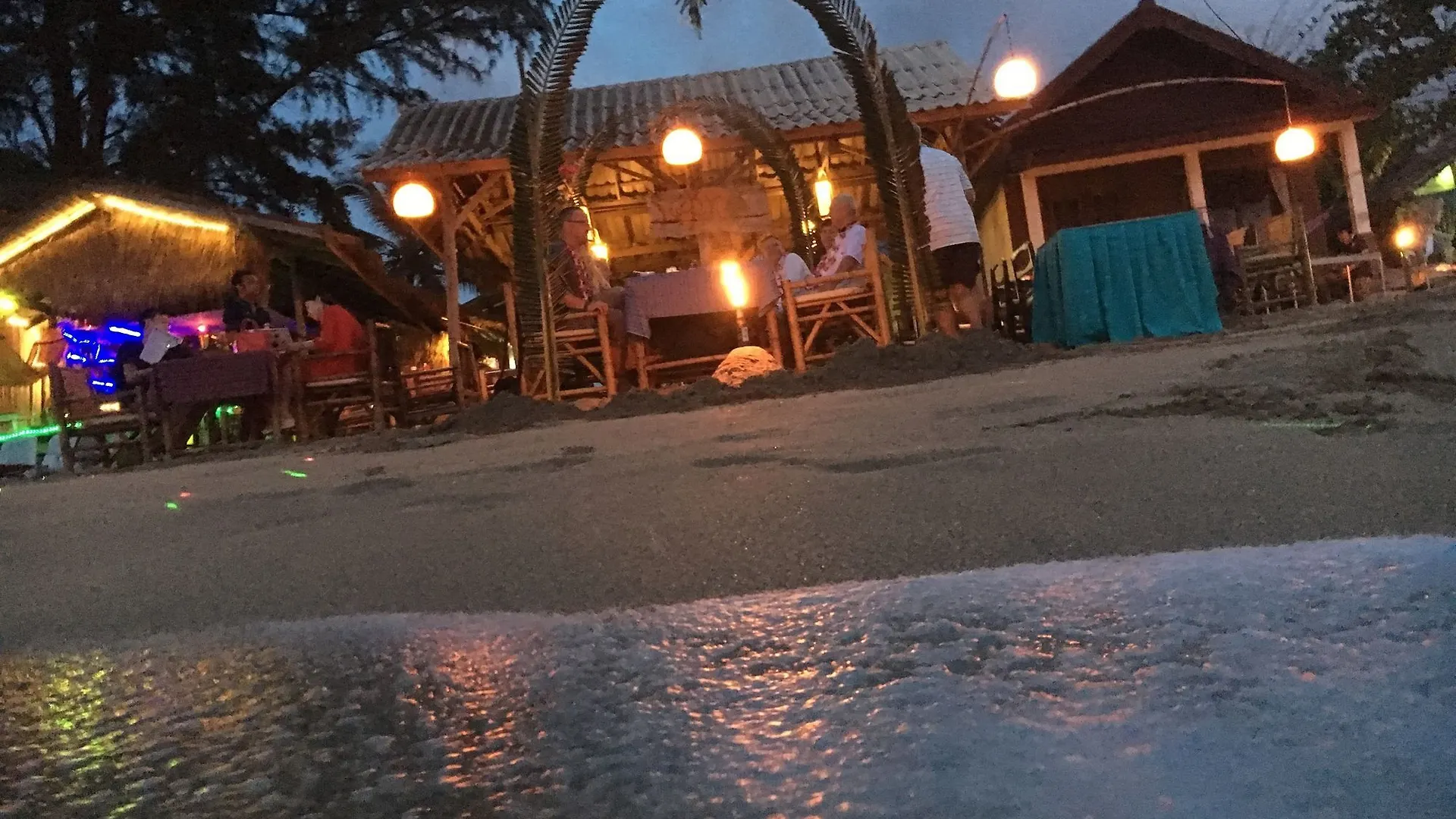 Lanta Paragon Bungalow Ko Lanta 酒店