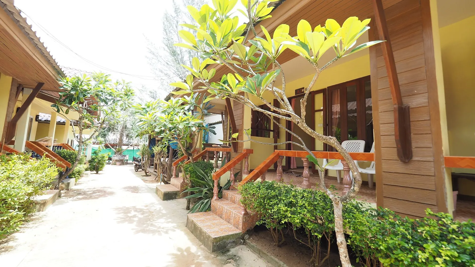 Lanta Paragon Bungalow Ko Lanta 酒店