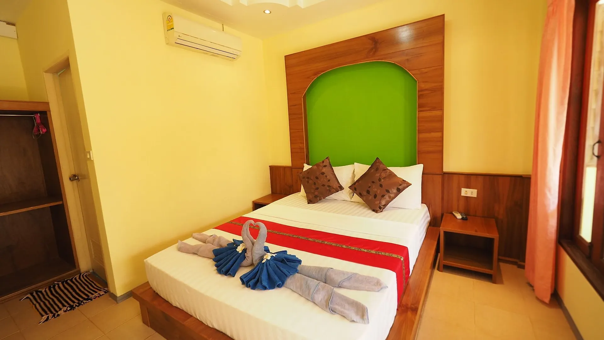 Lanta Paragon Bungalow Ko Lanta 3*,
